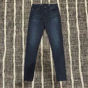 AG Adriano Goldschmied the Farrah skinny denim jeans in women’s size 28.